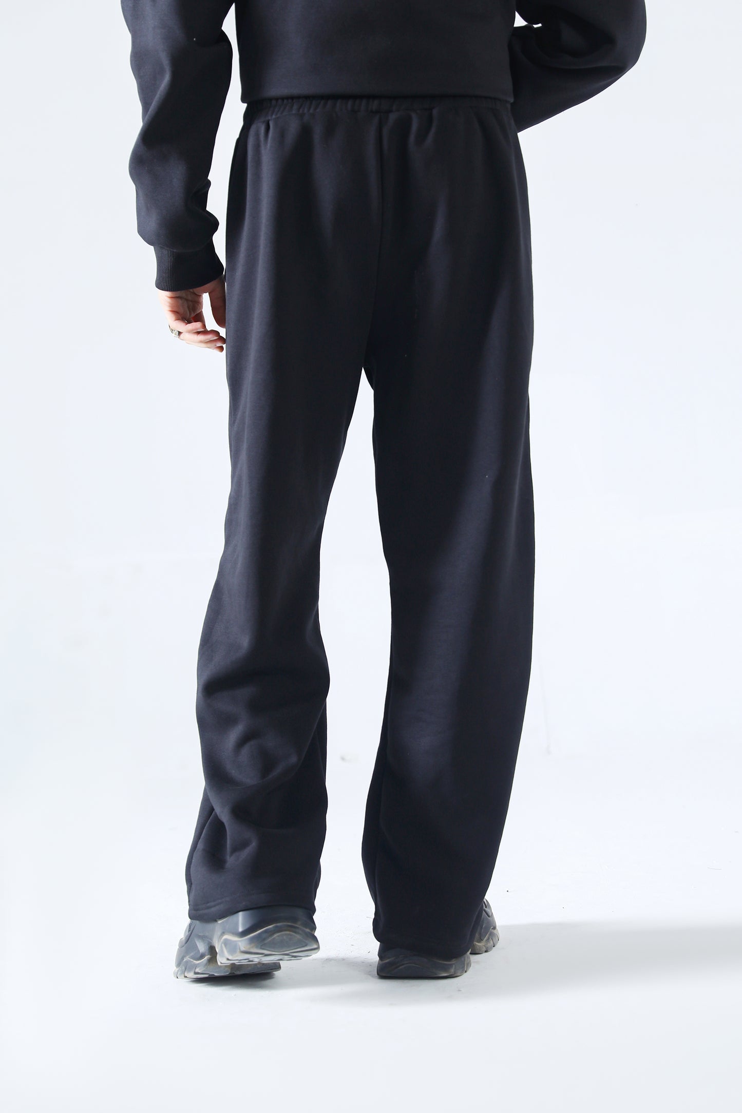 Black Rouhi Revival Sweatpants