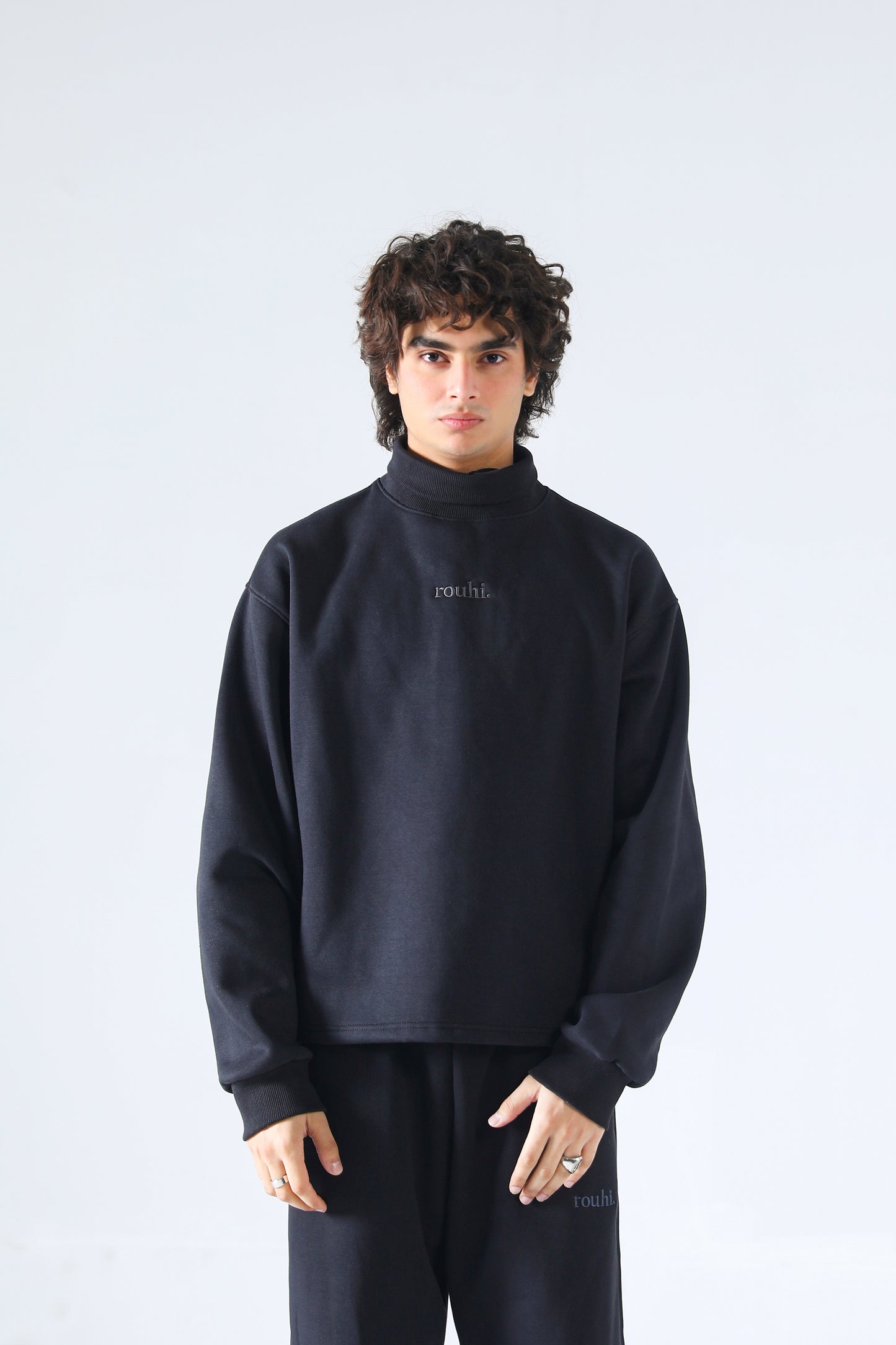 Rouhi Black Chic Turtleneck Sweatshirt